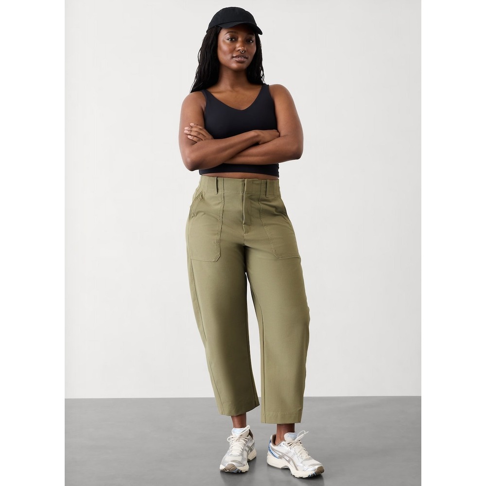 Athleta Skyline High Rise barrel Pants 8 Olive Green Tapered Cargo Utility